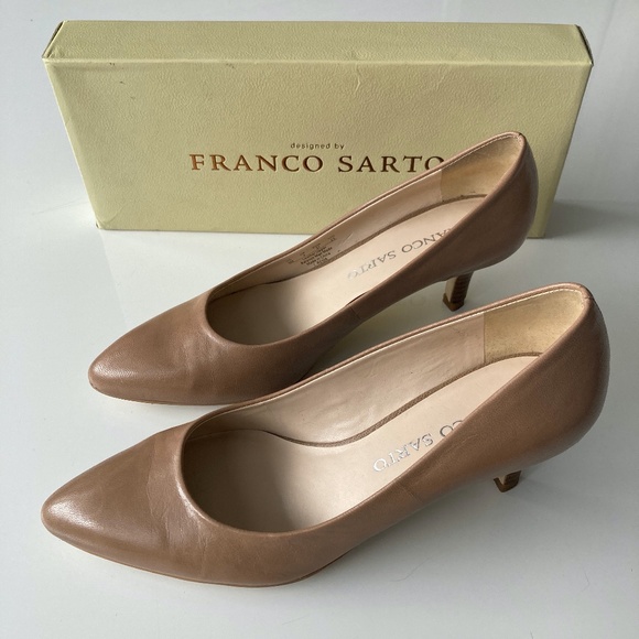 Franco Sarto 1.5" Heels, Tan, Size 6 - Picture 2 of 5